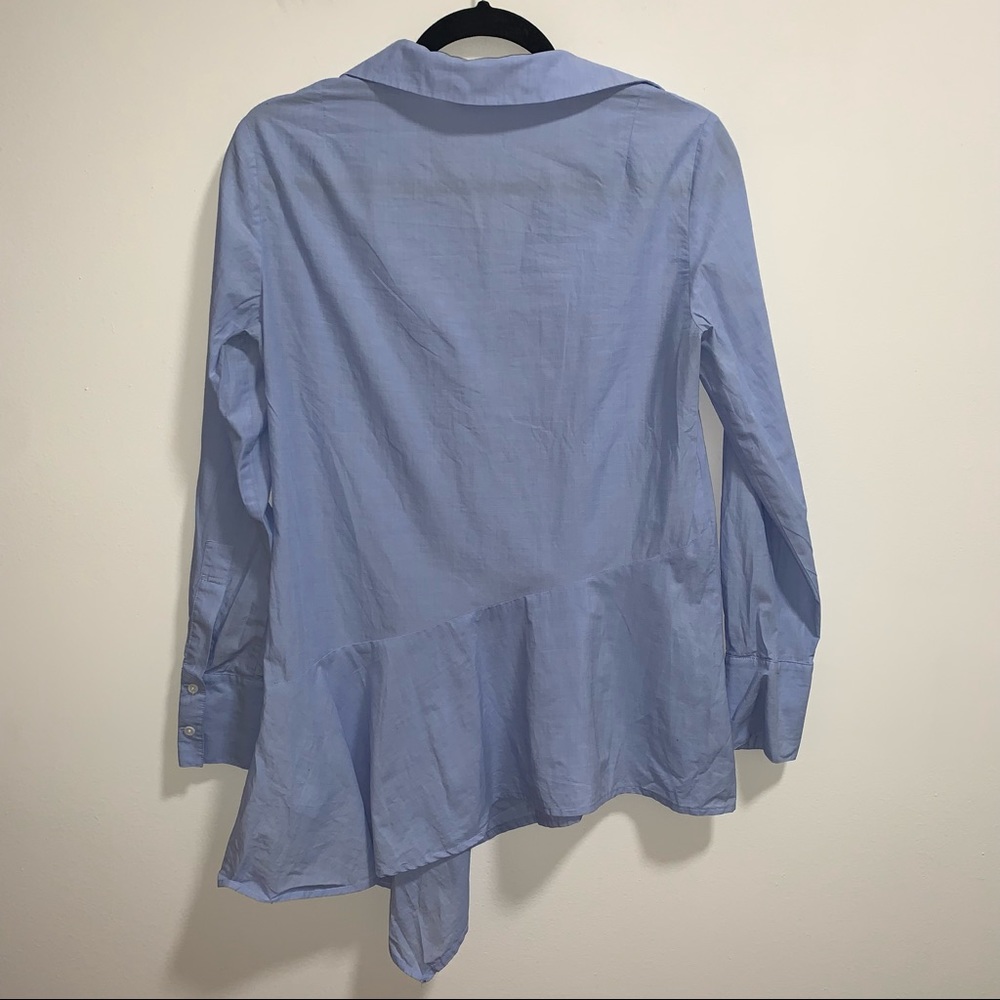 Club Monaco Blue 100% Cotton Nechar Asymmetrical Button Up With Ruffled Hem - Picture 5 of 8